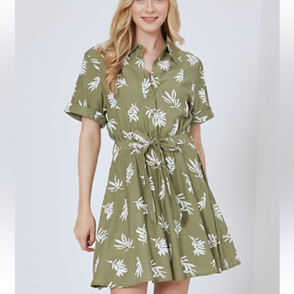 Zara ZW Collection embroidered shirt dress in green with a leaf print S New